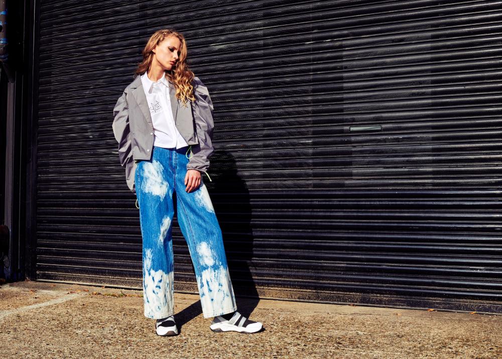 MARK FAST: Letting Clothing Return to a True Expression of the Body