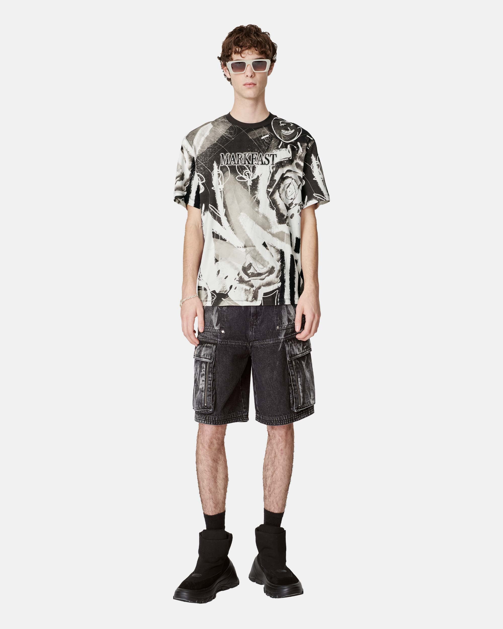 Unisex Rose Positioning Printed Loose Cotton T-Shirt