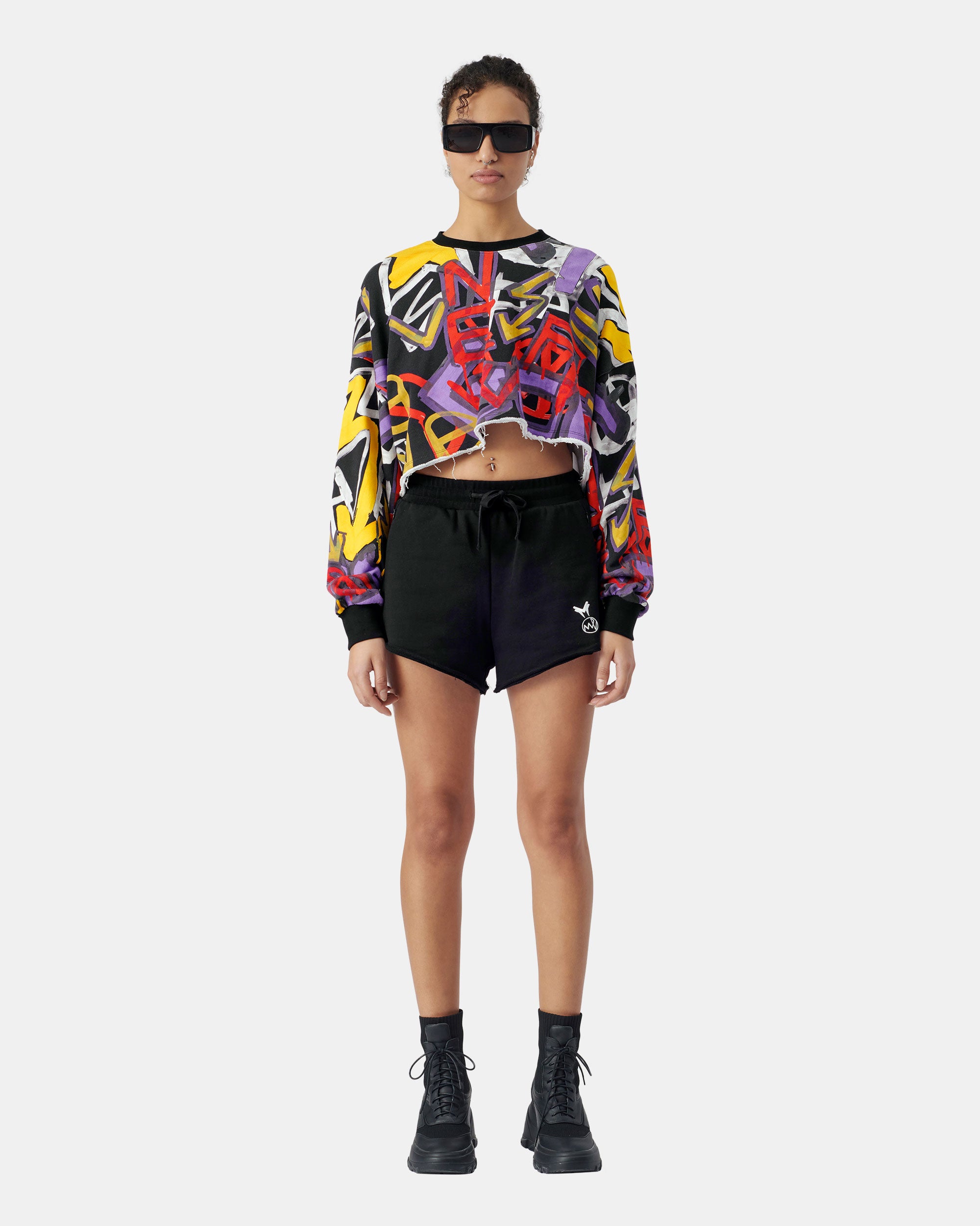 Women's Raw Edge Street Art Graphic Cropped Pullover