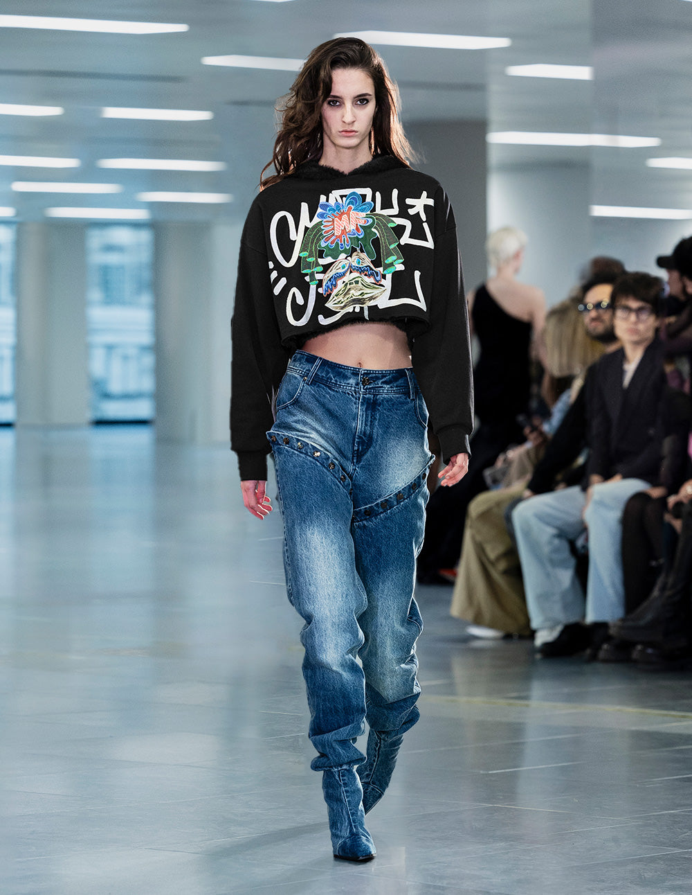 Women's Abstract Print Raw Edge Cropped Hoodie Sweatshirt