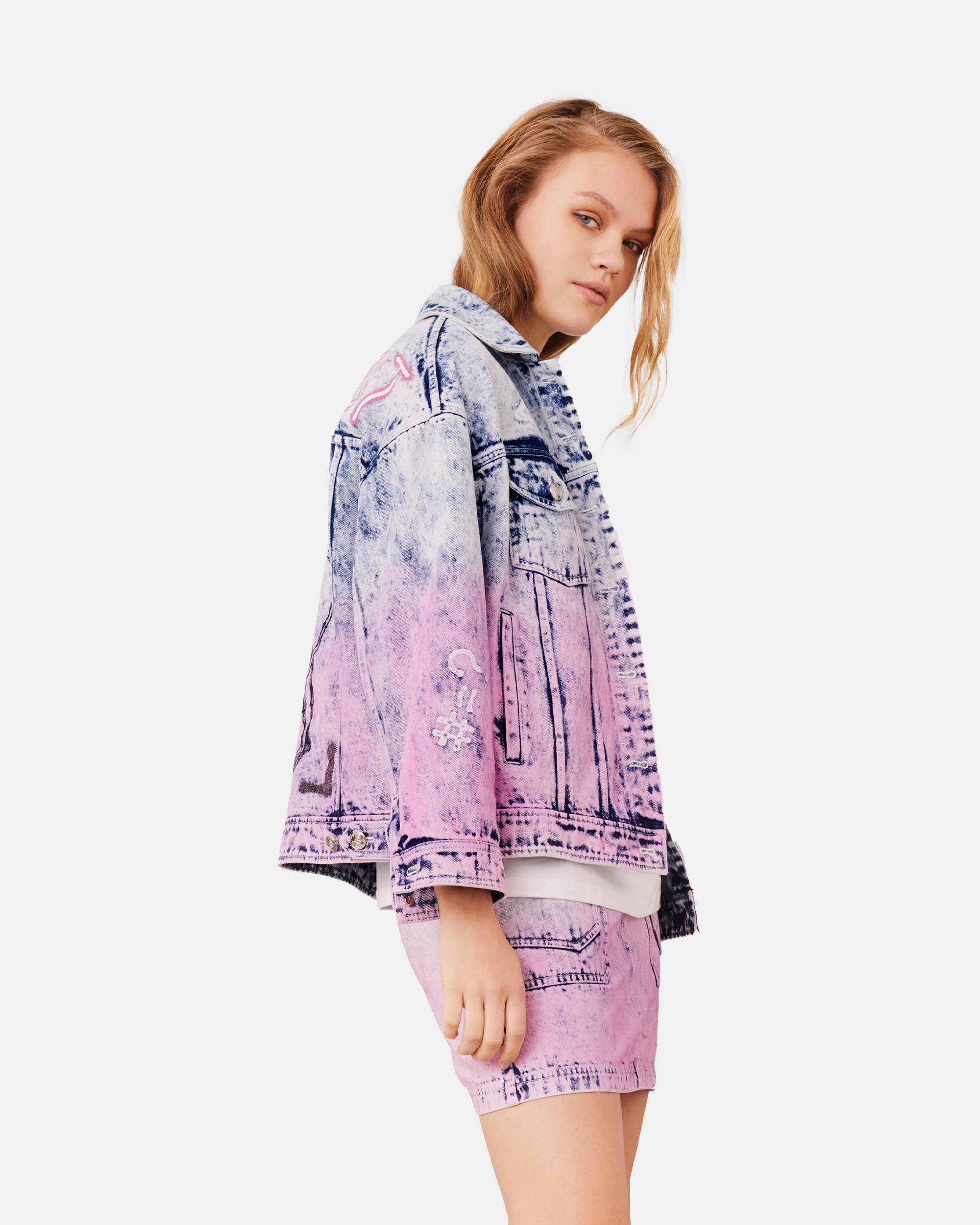 Women's Passion Flamingo Contrast Color Washed Denim Jacket