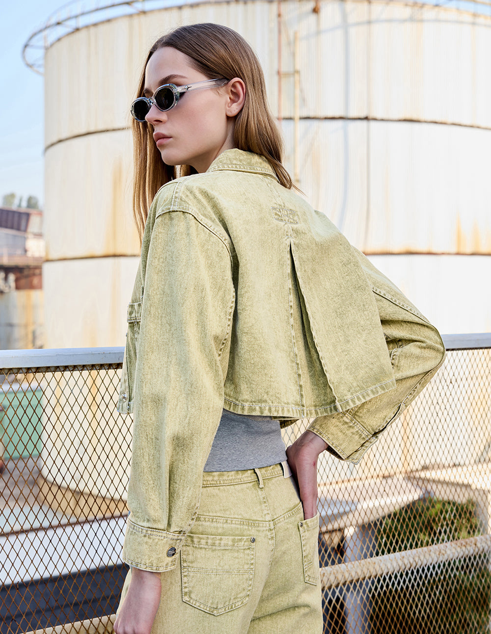 Women's Vintage Acid Wash Sage Cropped Cargo Jacket