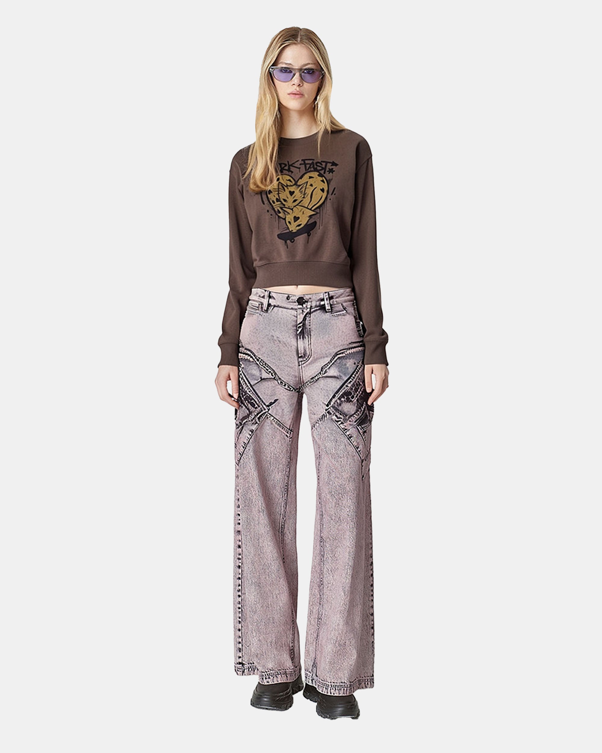 Women's Graffiti Heart Cat Cropped Sweatshirt