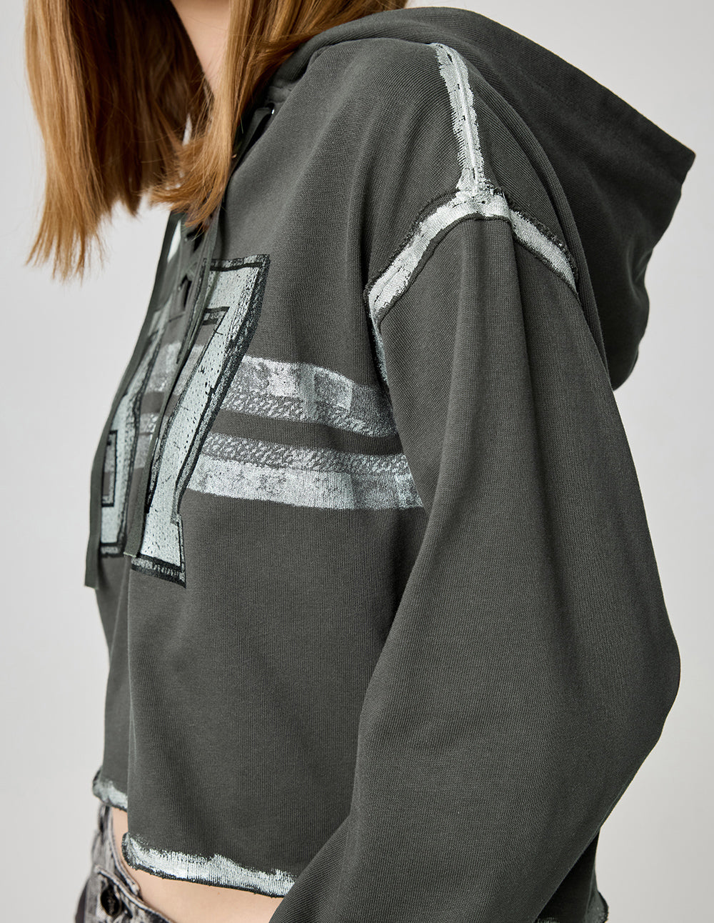 Women's Vintage Lace-Up Graphic Cropped Hoodie