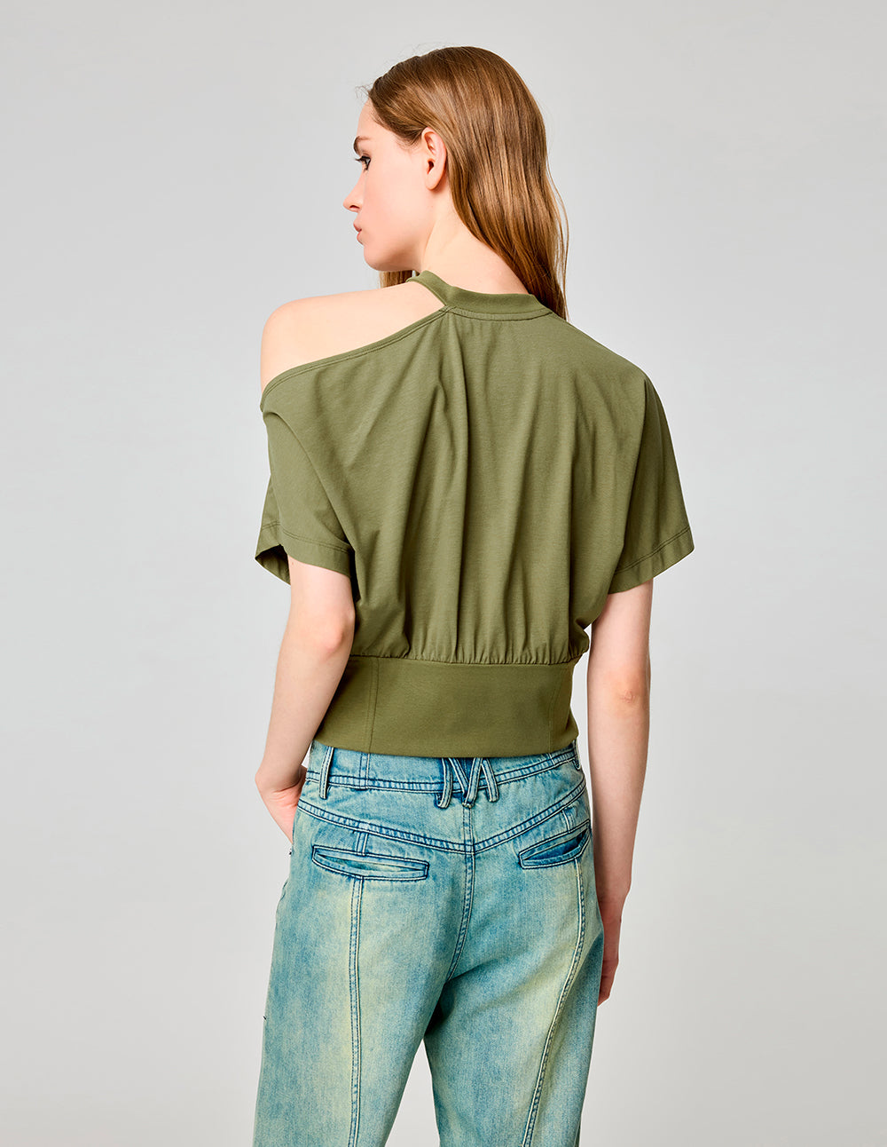 Women's Halter Neck Slanted Shoulder Design Short-Sleeved T-Shirt