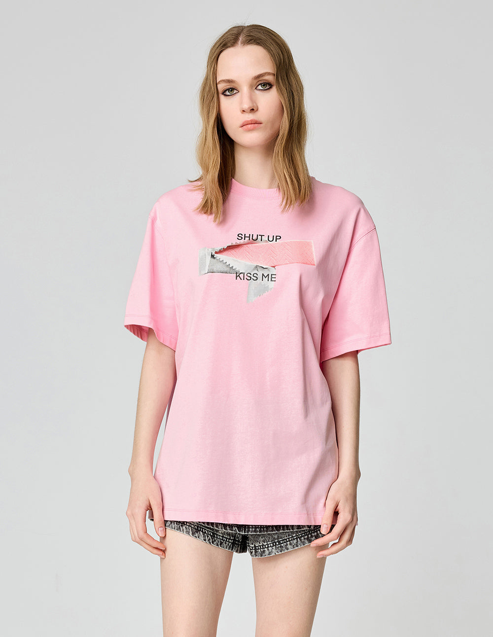 Unisex Chewing Gum Slogan Printed T-Shirt