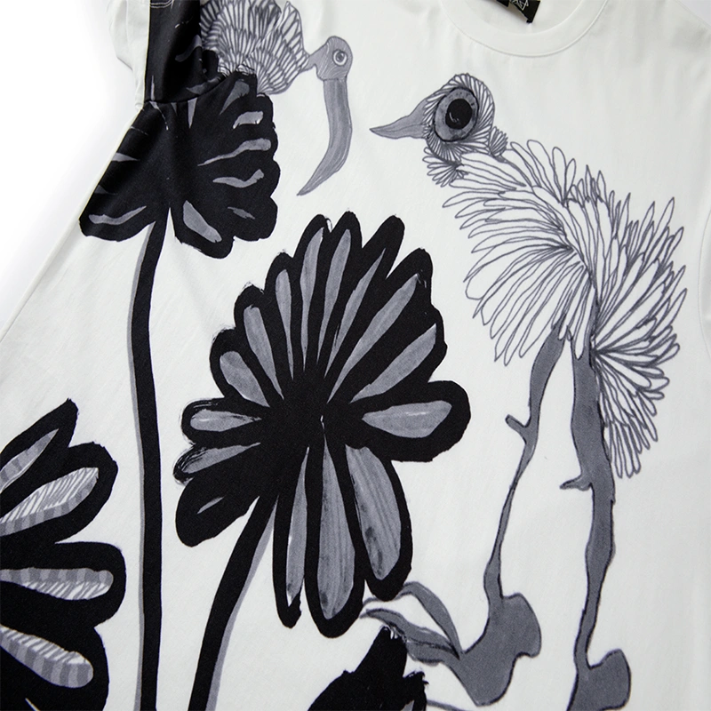 MarkFast Colorful Hand-drawn Crane Floral Art Street T-Shirts
